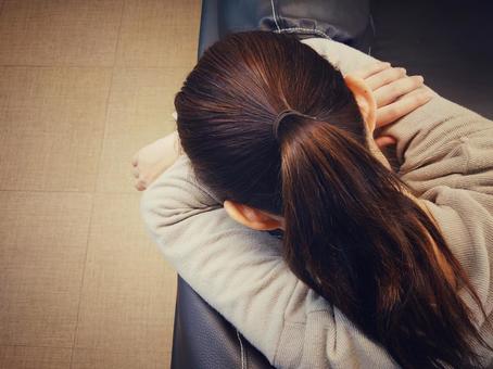 30代後半～50代女性が抱えている【見えない荷物】